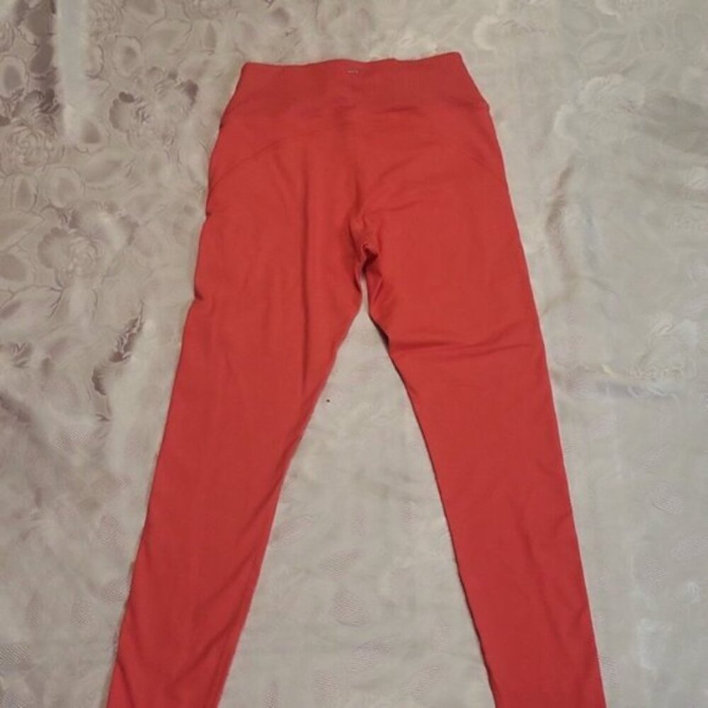 Victoria Secret PINK Sports top and legging set S - Picture 7 of 8